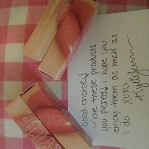 Kylie Cosmetics Makeup - Kylie high gloss price is for one Kylie Cosmetics Makeup - Kylie high gloss price is for one